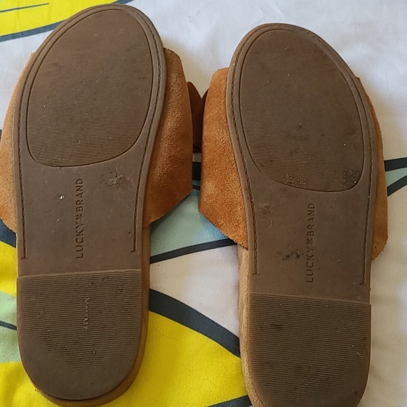 Lucky Brand Suade Sandals - Picture 4 of 5